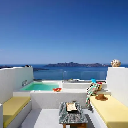 Maximilian Caldera Suites Bed and Breakfast *