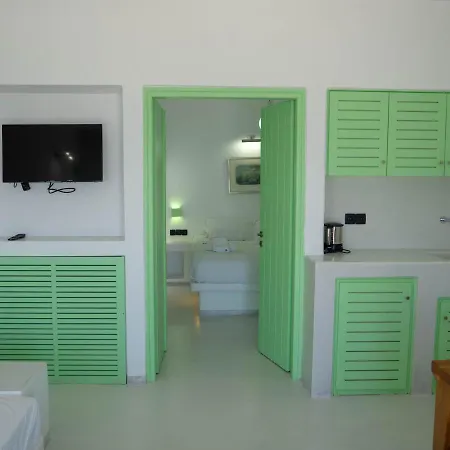 Maximilian Caldera Suites