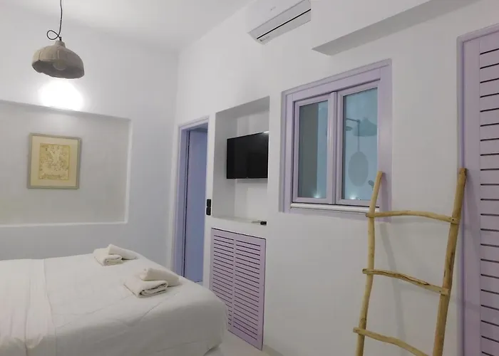 Bed & Breakfast Maximilian Caldera Suites