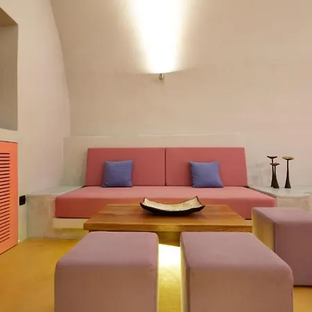 Maximilian Caldera Suites 산토리니