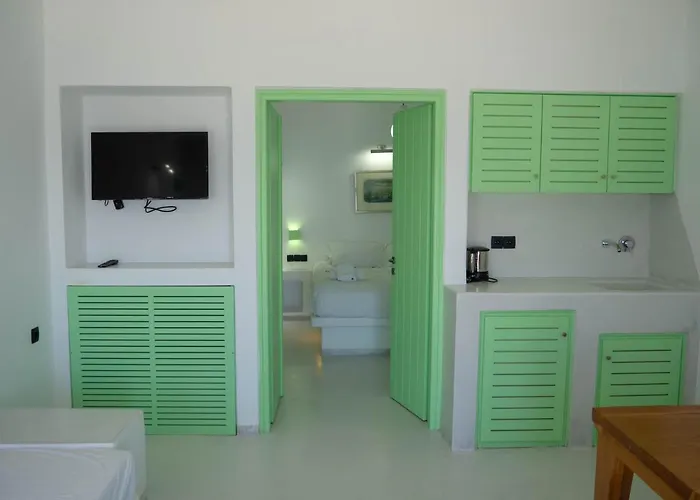 Maximilian Caldera Suites