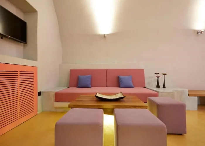 Maximilian Caldera Suites 산토리니