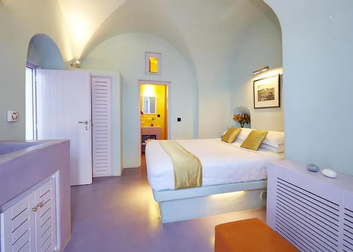 Maximilian Caldera Suites 산토리니