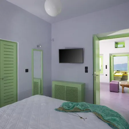 Bed & Breakfast Maximilian Caldera Suites